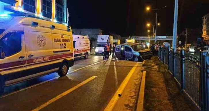 Samsunda trafik kazası 3 yaralı Hürsöz Gazetesi Sondakika Tokat