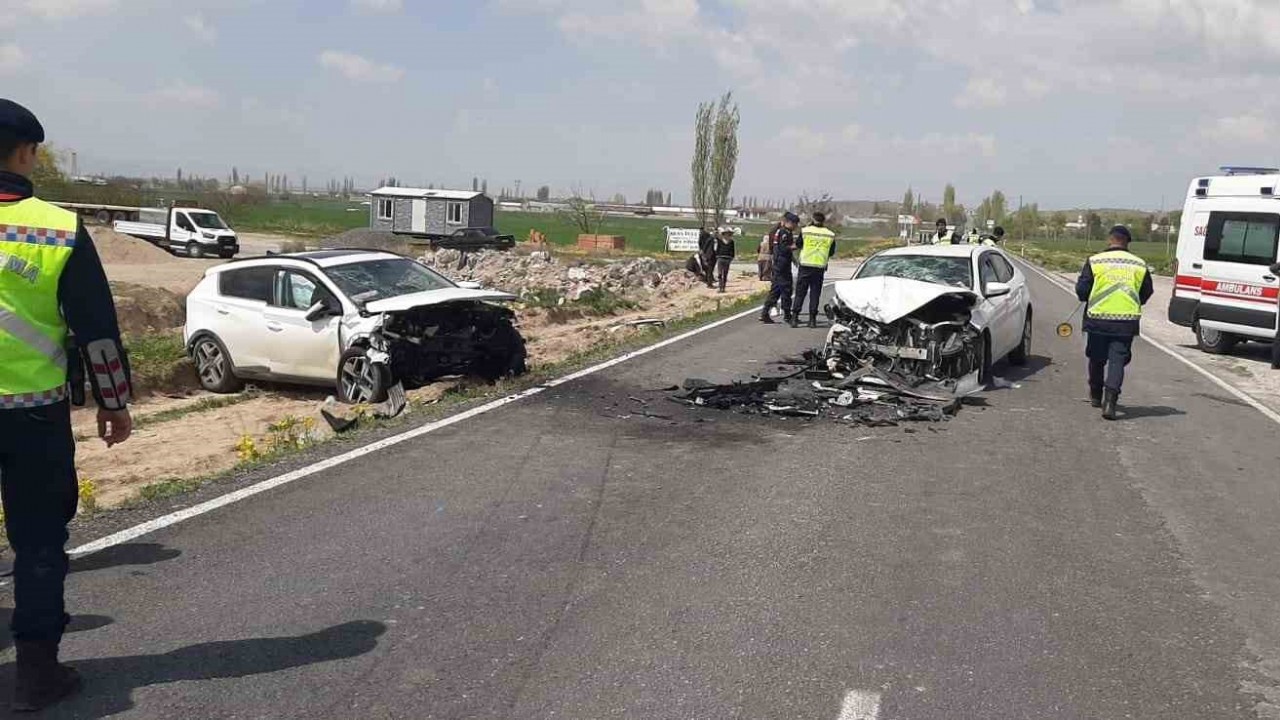 Otomobiller Kafa Kafaya Arp T Yaral H Rs Z Gazetesi