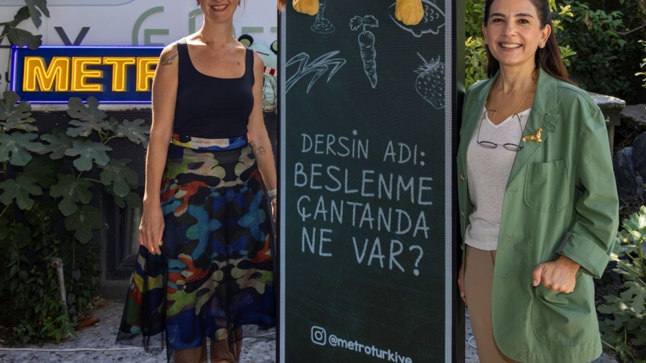 Metro Türkiye ve Dilara Koçak'tan sağlıklı beslenme çantası hazırlama önerileri