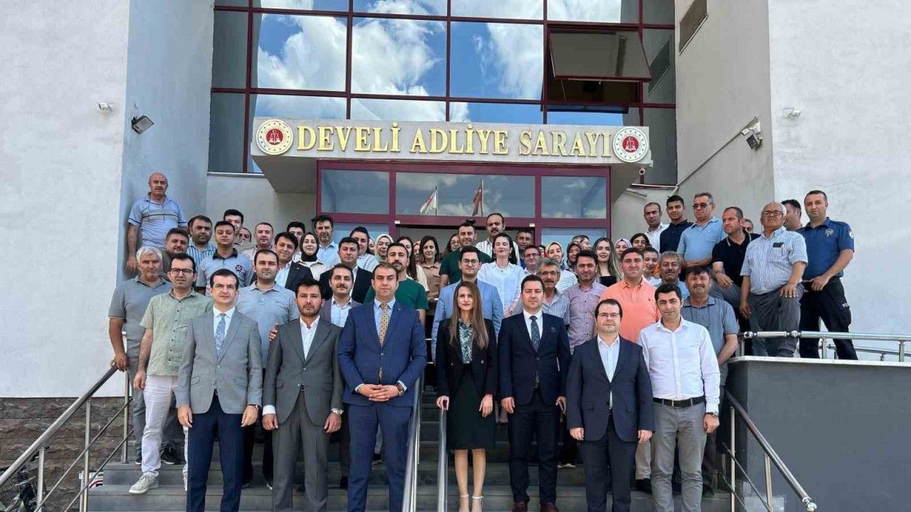 Develi sevilen savcısına veda etti - Hürsöz Gazetesi