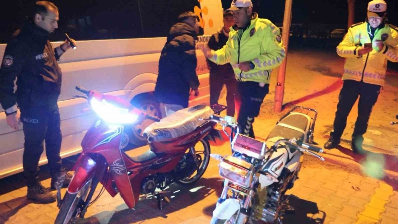 Polisten motosikletli gençlere abart egzoz baskını