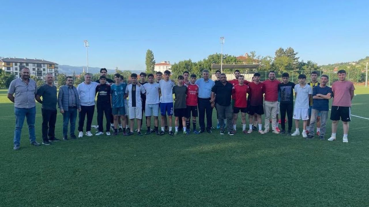Kat Köyü Spor Sahaya İndi! Yeşil Sahaların Yeni Te