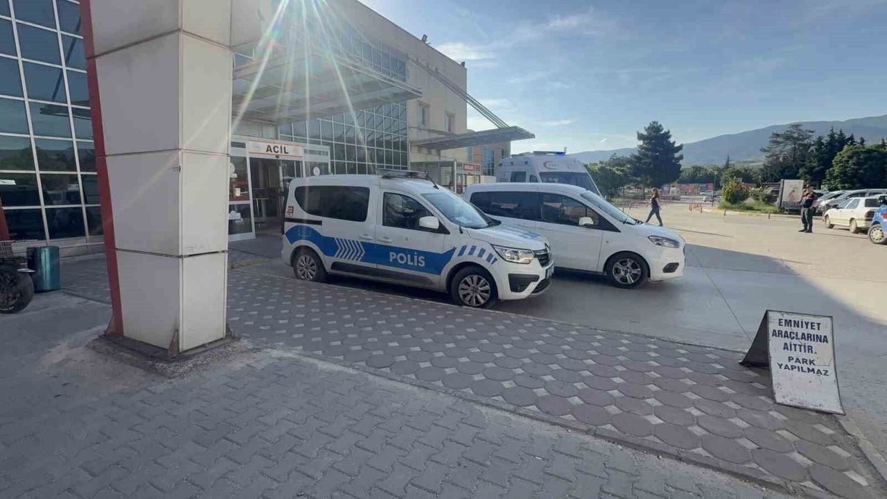 Amca oğulları arasındaki alacak verecek tartışması