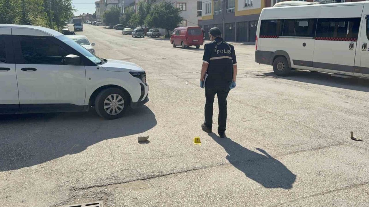 Eskişehir'deki silahlı kavgada 1 kişi yaralandı, 2