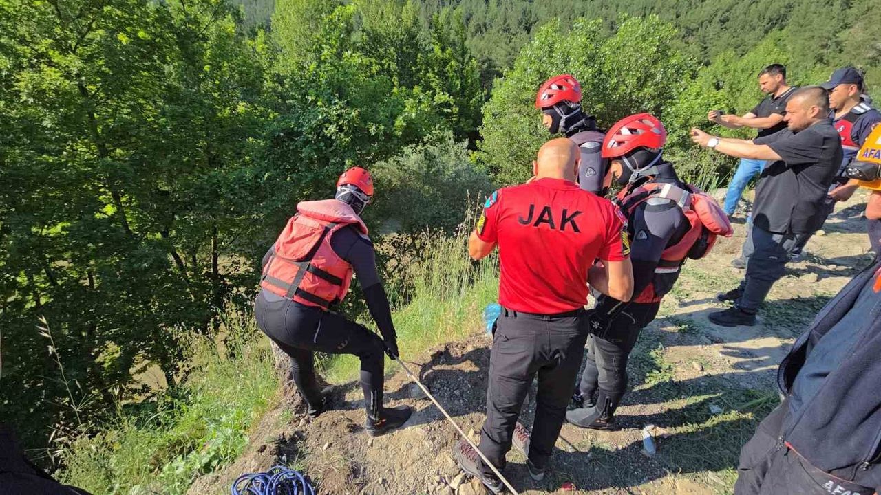 Filyos Çayı'nda akıntıya kapılan Erten'in cansız bedenine ul
