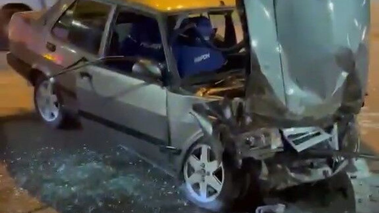 Niğde-Bor yolunda trafik kazası: 4 kişi yaralandı
