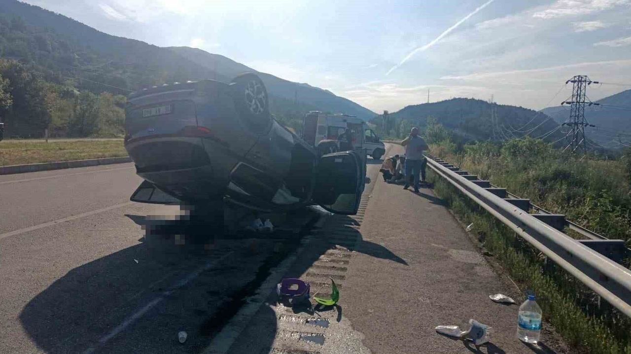 Tokat'ta takla atan otomobildeki 1 kişi öldü, 5 kişi yaralandı