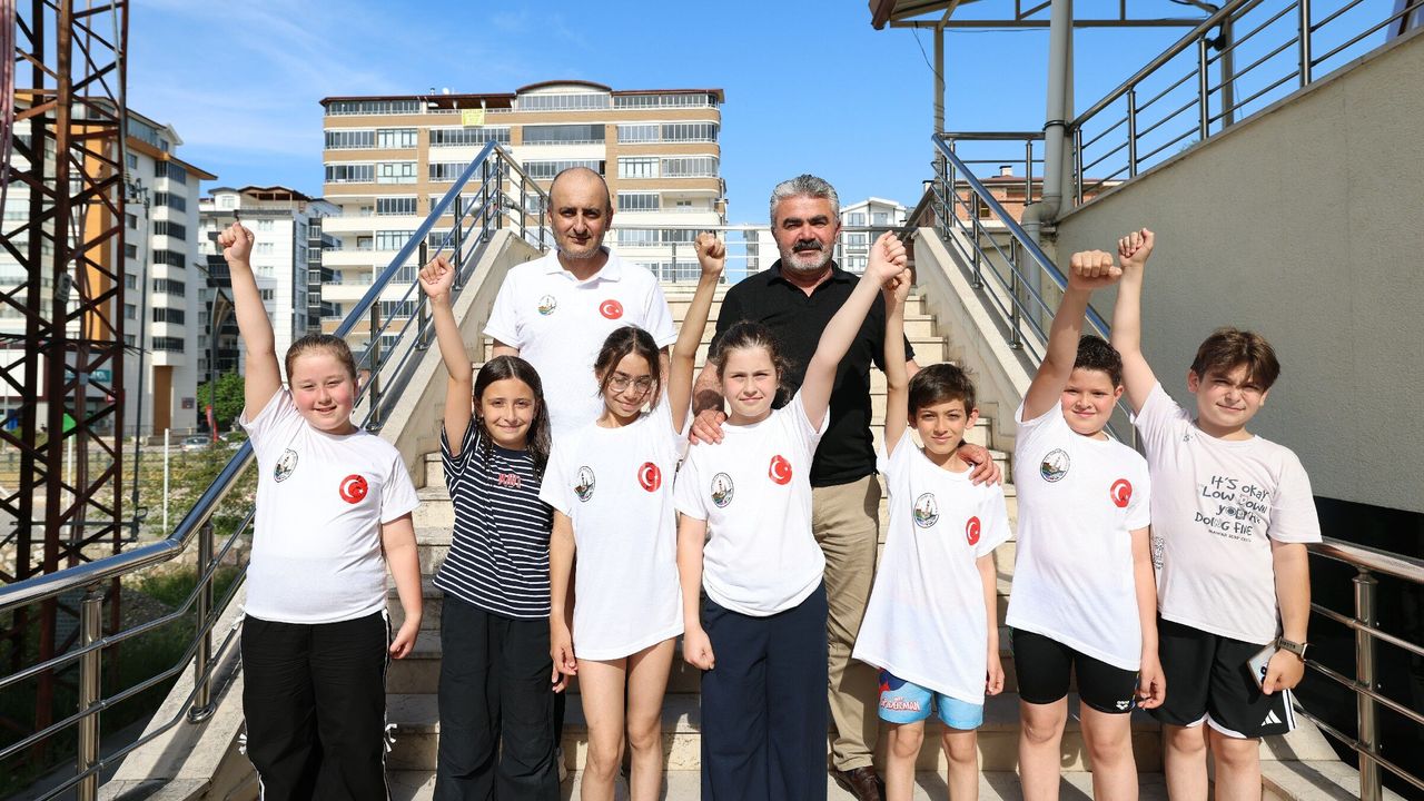 Tokat’ın Gelecek Vadeden Kulaçları Havuzdan 12 Madalyayla Dö