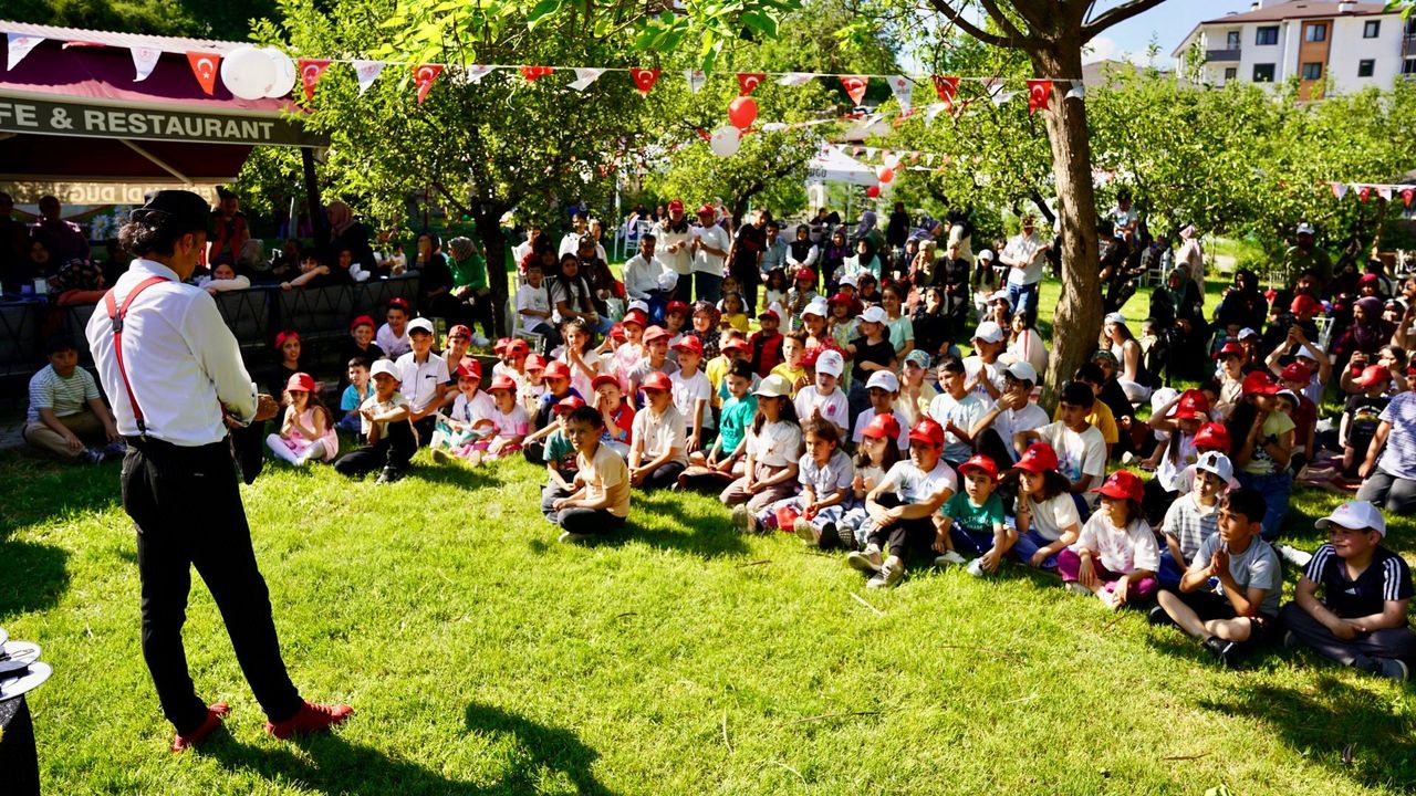 Tokat’ta Anlamlı Buluşma! Vakıf Bursiyerleri Piknikte Bir Ar