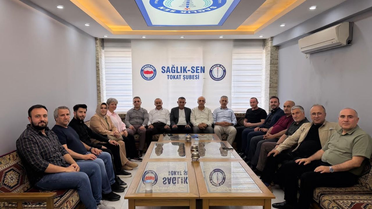 Memur-Sen’den Sağlık-Sen’e Hayırlı Olsun Ziyareti