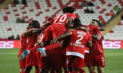 Antalyaspor yenilmezlik serisini 10 maça çıkardı