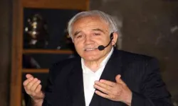 En uzun gecede, 751 yıllık medresede şiir dinletisi