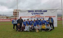 Van’daki ortaokul öğrencileri, spor başarılarıyla adını duyuruyor