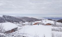 Amasya'da kar, Suluova'da sis etkili oldu