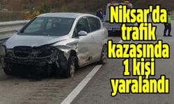 Tokat'ın Niksar ilçesinde meydana gelen trafik kazasında 1 kişi yaralandı
