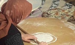 Birlik ve Dayanışmanın Lezzeti: Köy Halkı Yıllardır Ramazanın İlk Gününde Aynı Yemeği Paylaşıyor