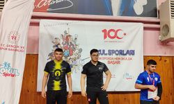 Okullararası Bilek Güreşi Türkiye Şampiyonası’nda Ebubekir Polat’tan Gümüş Madalya