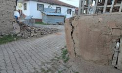 Tokat Valisi Hatipoğlu Sulusaray depreminin ardından yapılan çalışmaları anlattı: