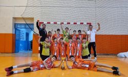 Turhal Mimar Sinan Ortaokulu Hentbol Takımı Türkiye şampiyonu oldu