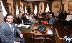 Başkan Yazıcıoğlu’na Kültür Platformundan şiirli ziyaret