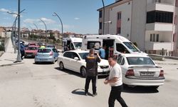 Karabük'te iki otomobilin çarpıştığı kazada 4 kişi yaralandı