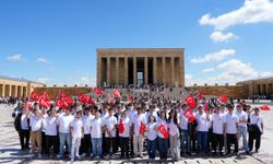 CK Enerji şirketlerinin "yıldızları" 19 Mayıs’ı Atatürk’ün huzuruna çıkarak kutladı