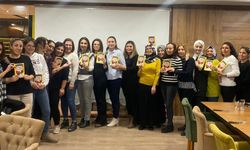 Tokat Halil Rıfat Paşa Ortaokulu'nun Kitap Okuyan Anneleri