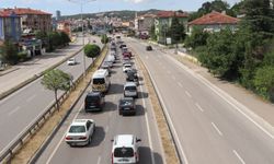 Ankara-Samsun kara yolu Havza geçişinde trafik yoğunluğu devam ediyor