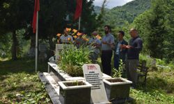 Espiye Müftüsü Gülbe'den şehit mezarına ziyaret