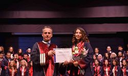 OMÜ’de yılın ilk mezuniyet heyecanı: 89 veteriner hekim mezun oldu