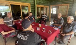 Bolu'da selden etkilenen mahalle sakinlerine afetlerle mücadele anlatıldı