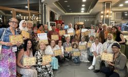 Trabzon'da 14 ülkenin sanatçılarına sertifikaları verildi