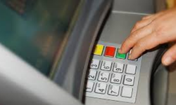 ATM'lerde Yeni Dönem: Para Çekerken Dikkat