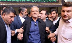 İran’ın yeni Cumhurbaşkanı Pezeşkiyan oldu!