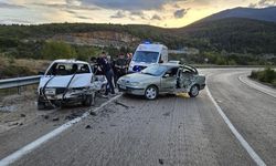 Karabük’te iki otomobil çarpıştı: 7 yaralı