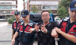 Samsun’da 15  yıl hapis cezasıyla 3 yıldır aranan şahıs 10 kilo kubar esrarla yakalandı