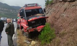 Karabük'te toprak yığınına çarpan arazözdeki 3 kişi yaralandı