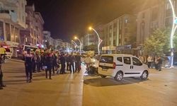 Ankara’da hafif ticari araç ile motosikletli polis ekipleri çarpıştı: 2 polis memuru yaralandı