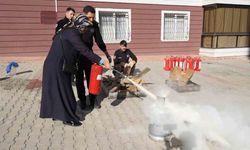 Yangın faciasının ardından apartman sakinlerine teorik ve uygulamalı eğitim