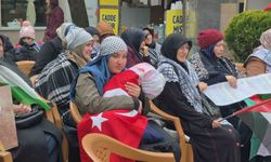 Bartın’da kanlı kefenle İsrail protestosu