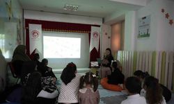 Gümüşhane’de Aile Yılı kapsamında veliler ve öğrenciler birlikte kitap okudu
