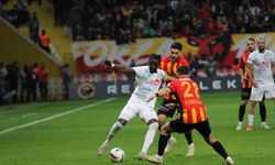 Süper Lig: Kayserispor: 1 - Çaykur Rizesor: 0 (İlk yarı)