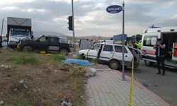 Konya’da otomobil ile kamyonet çarpıştı, yaşlı çift hayatını kaybetti
