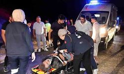 Alkollü ve ehliyetsiz sürücünün kontrolünden çıkan araç şarampole takla attı: 2 yaralı