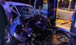 Rize’de minibüs ile hafif ticari araç çarpıştı: 10 yaralı