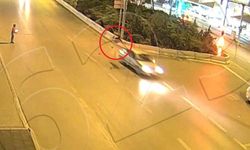 Koşarak karşıya geçerken otomobilin çarptığı şahıs havaya savrularak ağır yaralandı