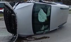 İki araç çarpıştı, sürücü yaralı