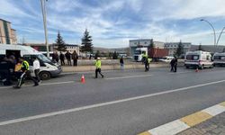 Minibüsün çarptığı yaşlı adam kurtarılamadı