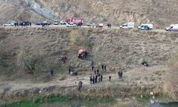 Traktör uçuruma devrildi: 1 ölü