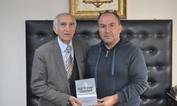 Ömer Faruk Altuntaş’tan Dar Alanda Politika kitabı